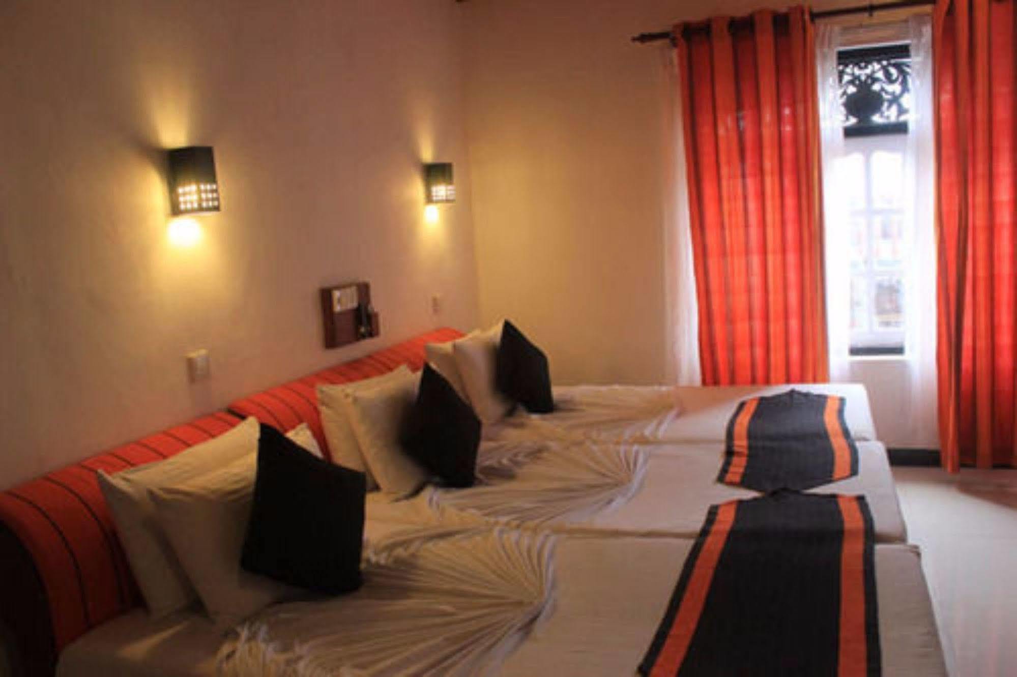 Samaya Beach Hotel Unawatuna Luaran gambar